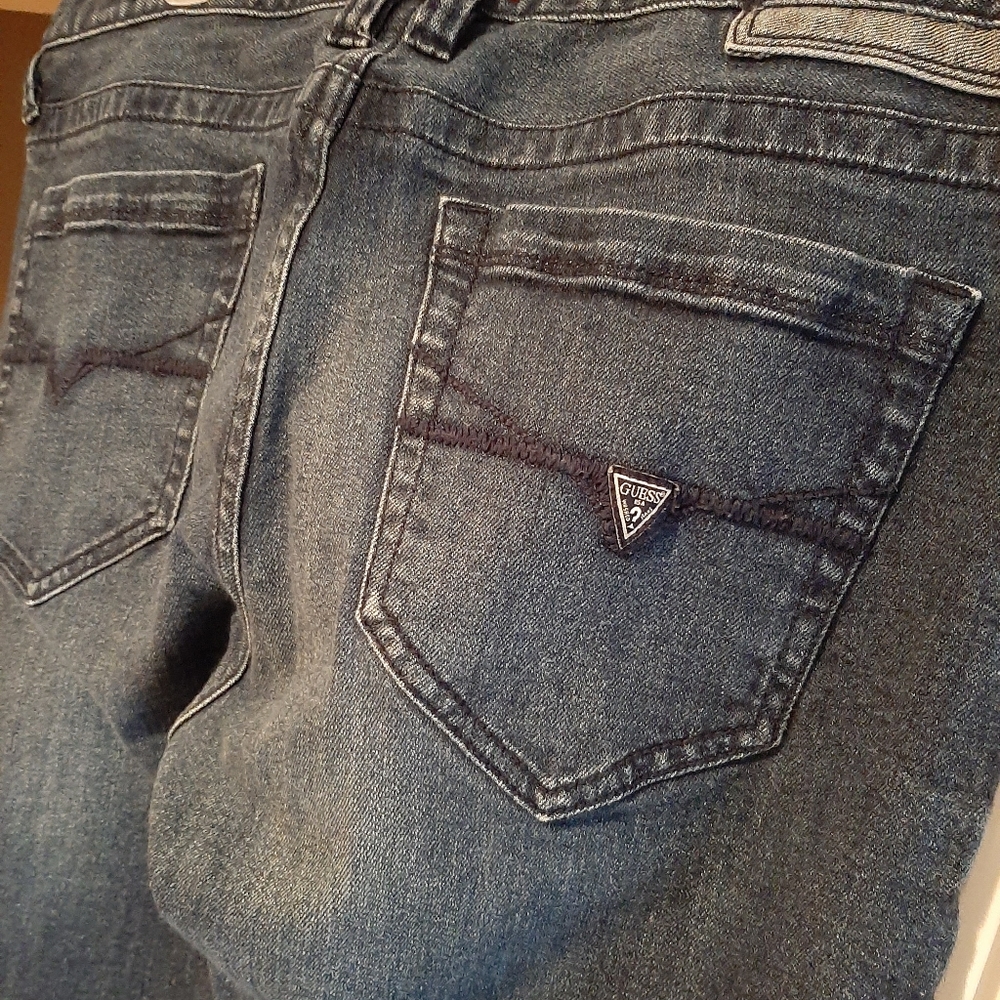 GUESS jeans